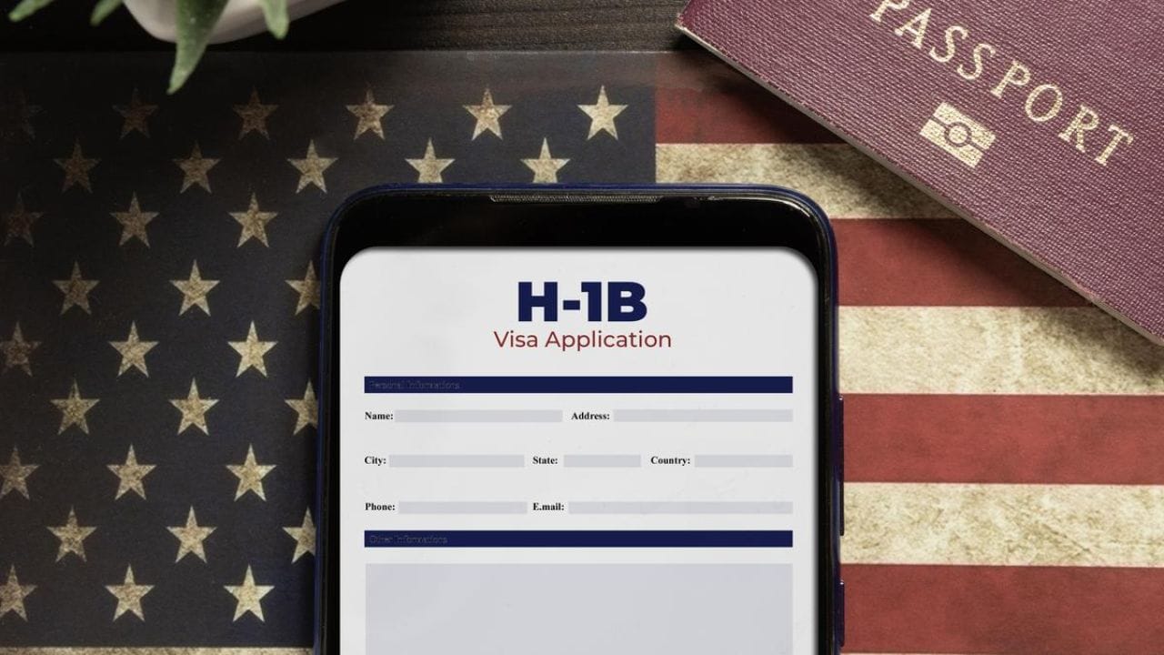 Trump Administration Orders Enhanced Vetting for H-1B Visa Applicants, Targeting ‘Censorsh