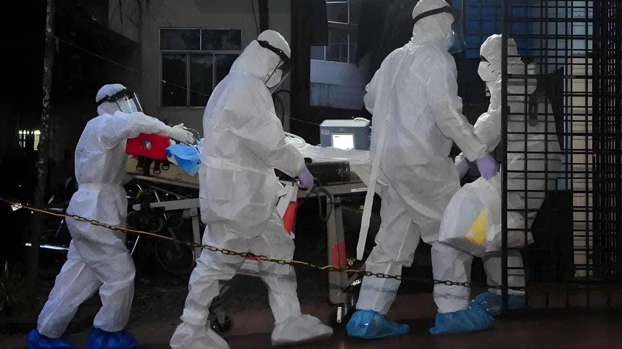 Nipah Virus West Bengal Alert: 2 Healthcare Workers Infected; Centre Deploys Emergency Expert Team