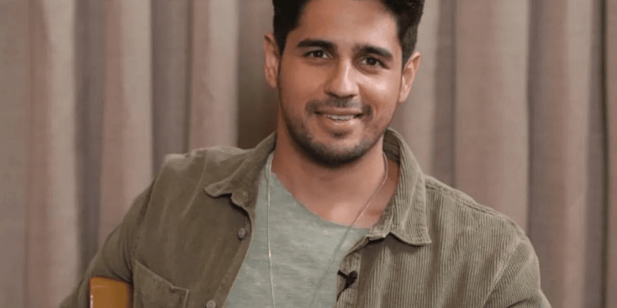 Sidharth Malhotra's Emotional Tribute: A Heartfelt Throwback 3 Bollywood fans getting emotional after Sidharth Malhotra posted a heartfelt throwback that celebrates relationships, memories, and life’s special milestones